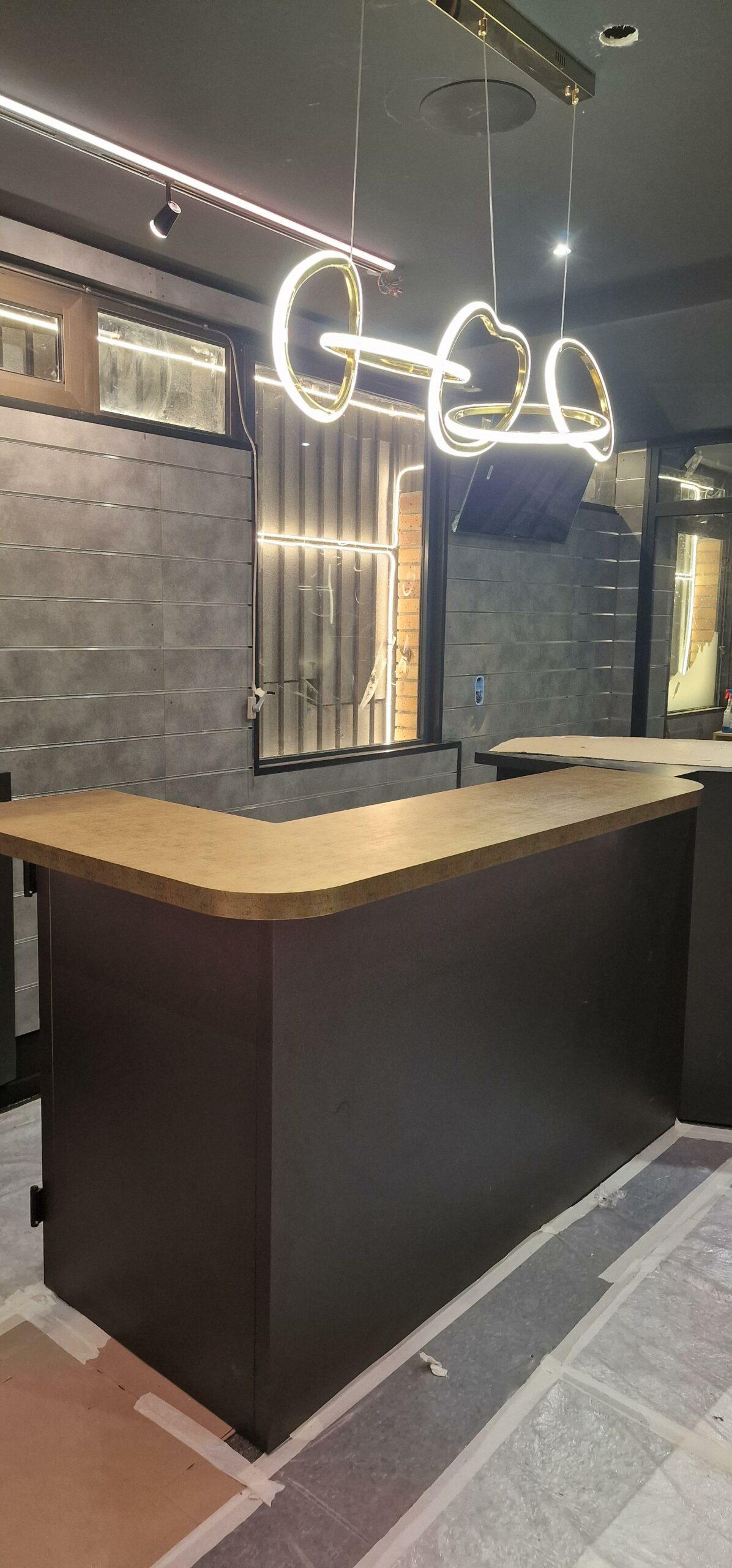 Comptoir de boutique après cover coloris Or AL09