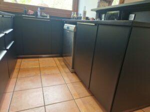 cover-couleur-noir-paris-75-appartement-particulier-renovation-cuisine-moderne- référence K1 (50)