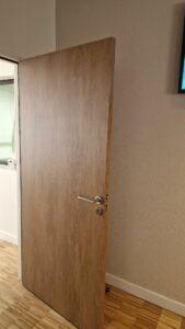 renovation-porte-chambre-funeraire-chateauroux-bois- cover référence AA04(8)