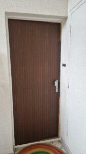 renovation-porte-pallière-appartement-residence-effet bois-collectivité- cover référence AT04 (6)