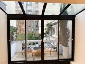 montant-verriere-baie-vitrée-paris-75-cover-noir-exterieur (1)