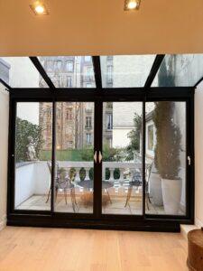 montant-verriere-baie-vitrée-paris-75-cover-noir-exterieur (1)
