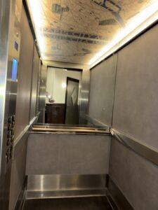 ascenseur hotel professionnel hébergement paris 75 renovation beton cover (3)